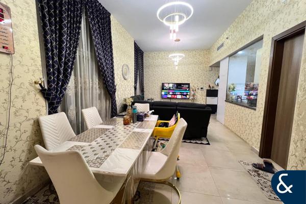 2 Bedroom Apartment | High Floor | V.O.T